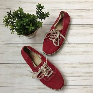 ✩ Vans ✩ thin red sneakers
